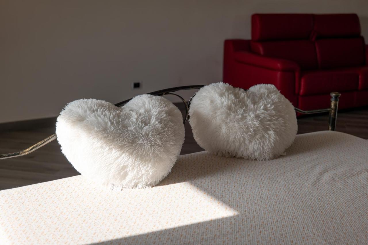 Agriturismo Casa Chiara Latina Eksteriør bilde