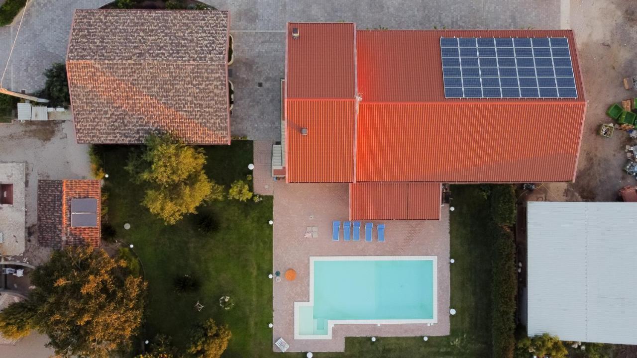 Agriturismo Casa Chiara Latina Eksteriør bilde