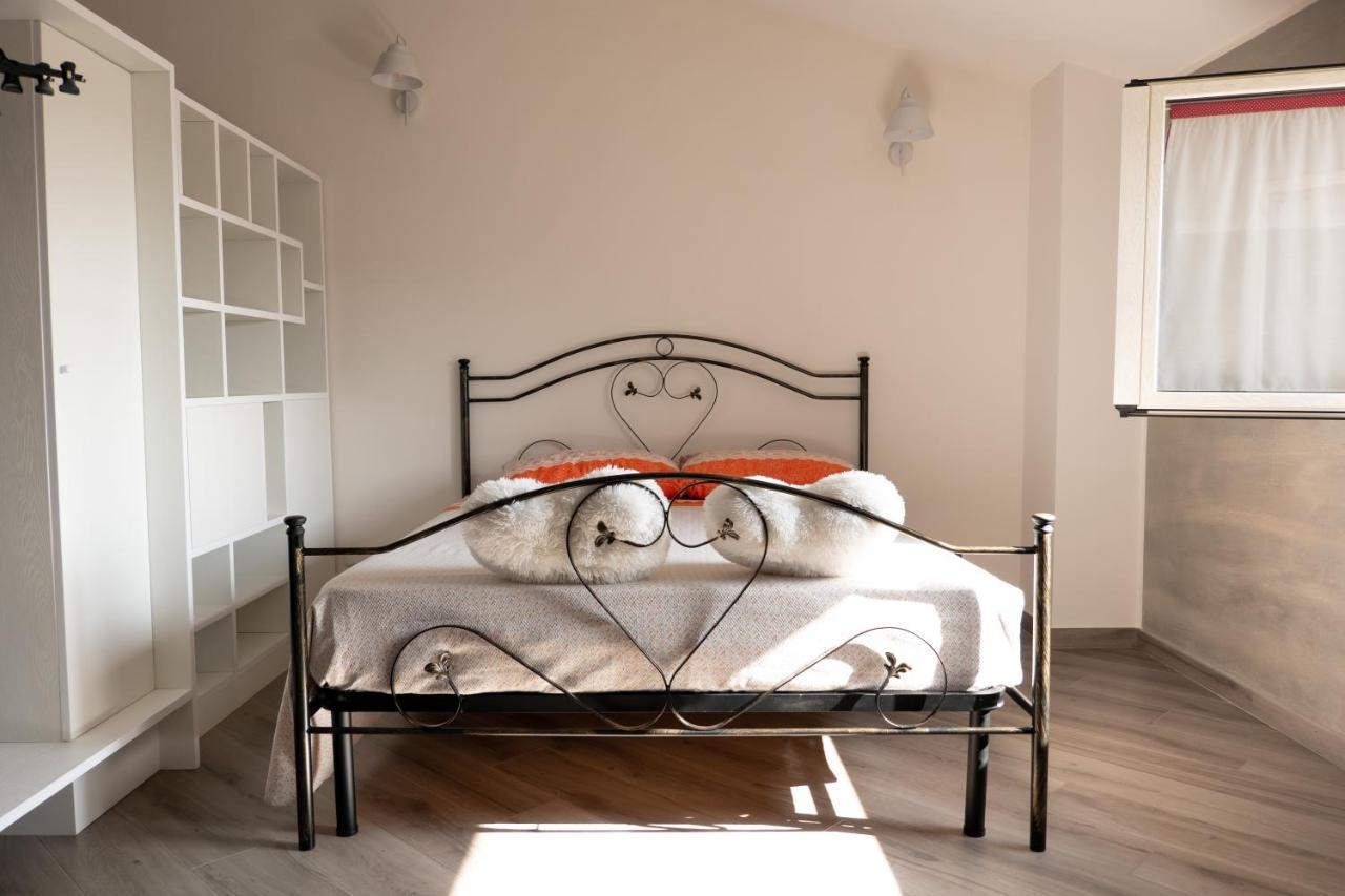 Agriturismo Casa Chiara Latina Eksteriør bilde