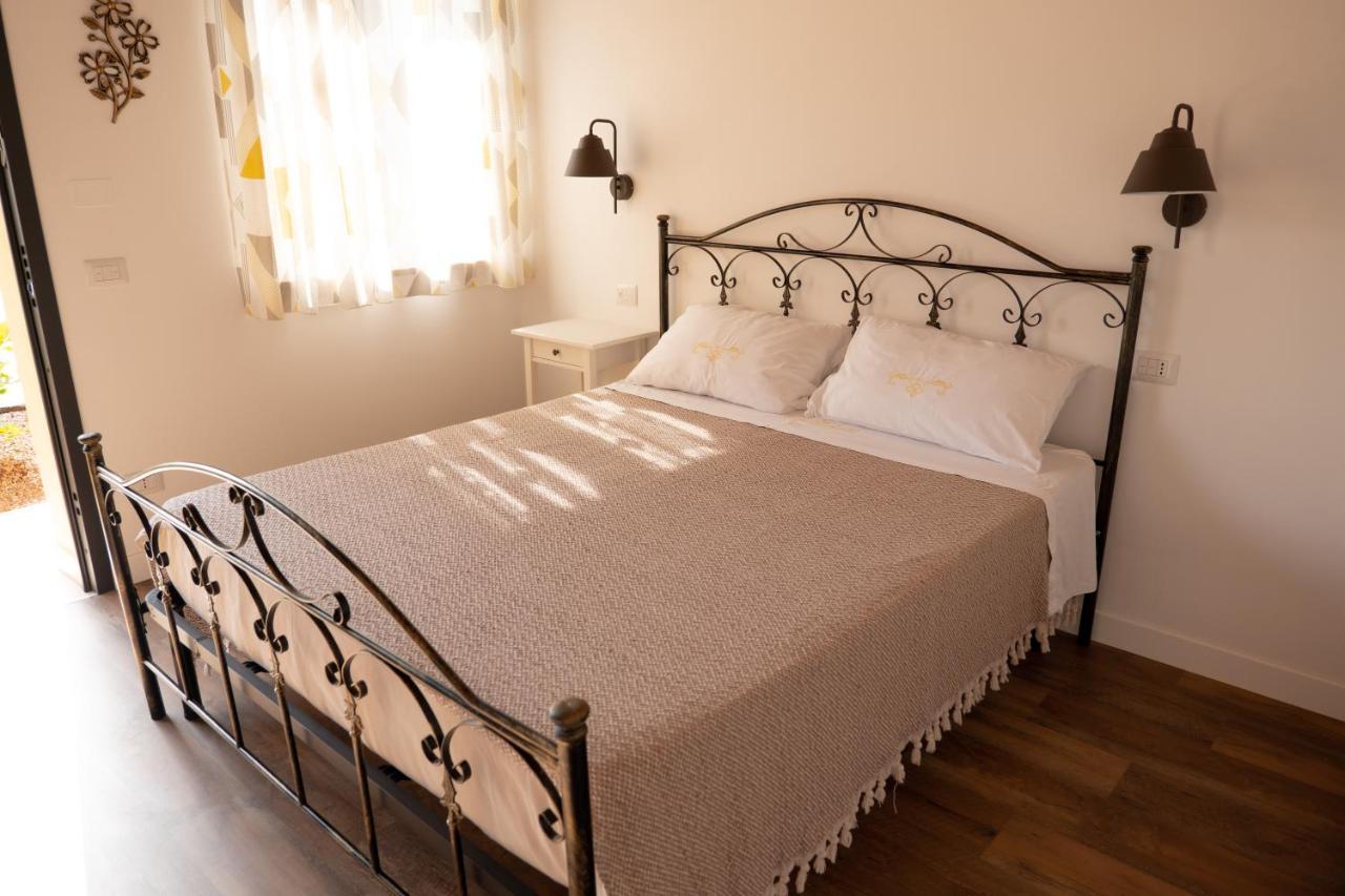 Agriturismo Casa Chiara Latina Eksteriør bilde