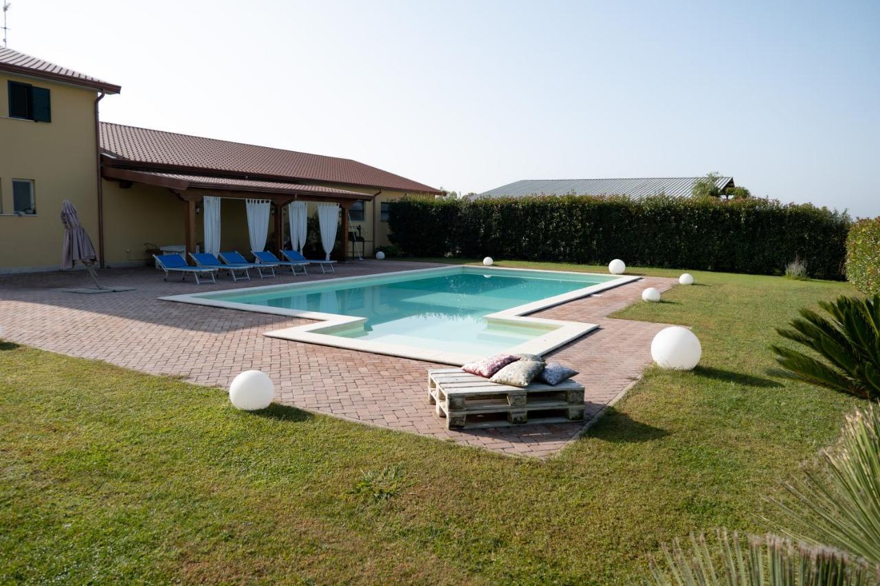 Agriturismo Casa Chiara Latina Eksteriør bilde