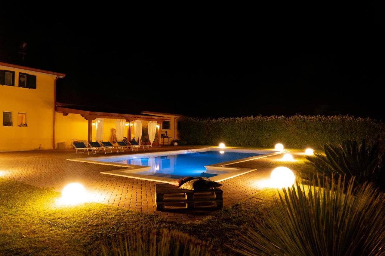 Agriturismo Casa Chiara Latina Eksteriør bilde