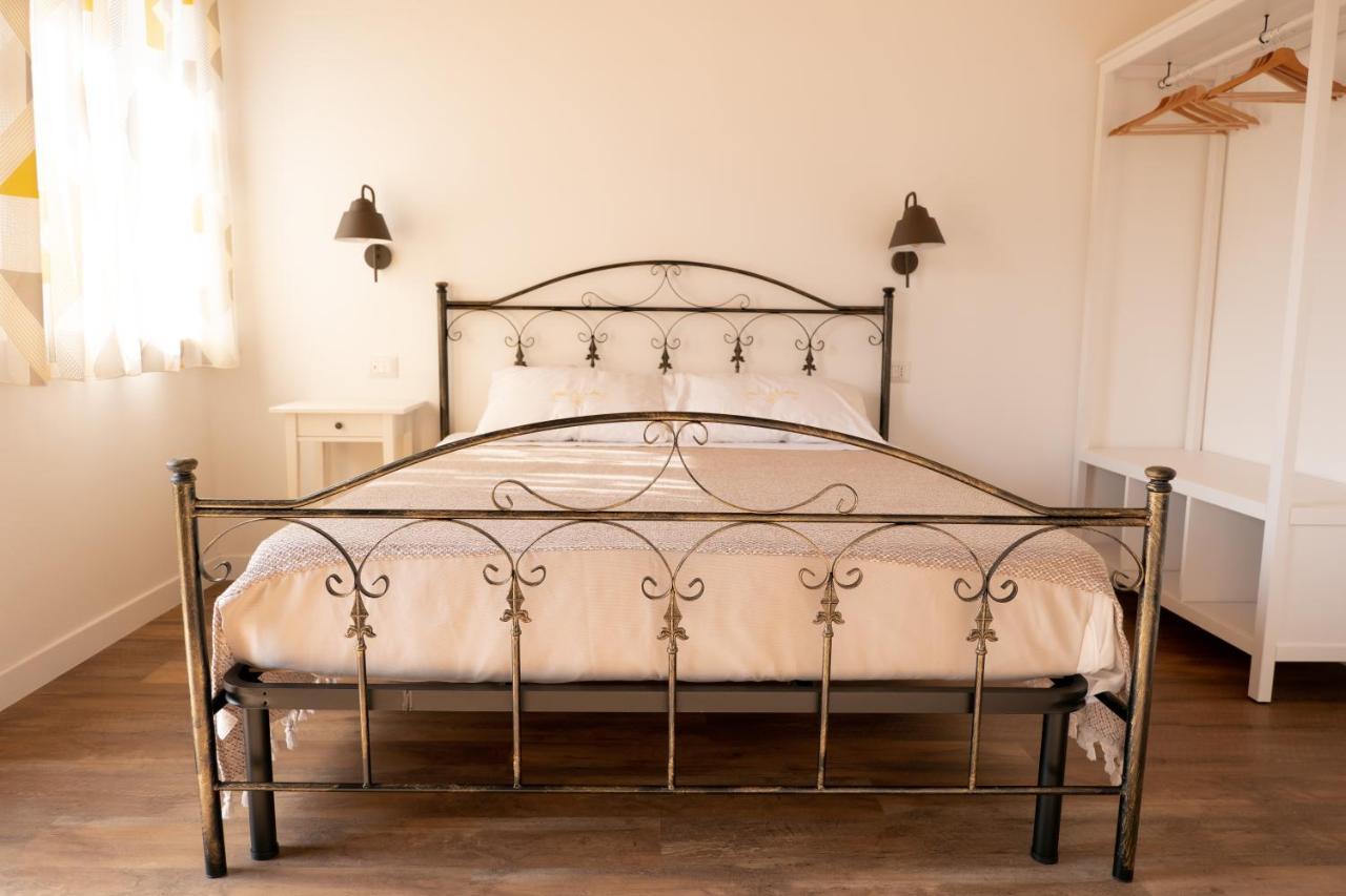 Agriturismo Casa Chiara Latina Eksteriør bilde